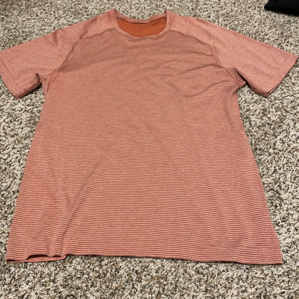Men’s lululemon Metal vent tech short sleeve